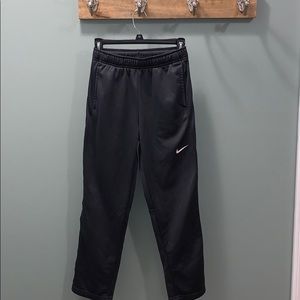 NIKE boys XL sweats